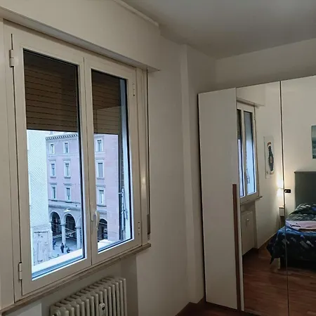 Sandrine Apartament *