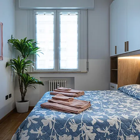 Sandrine * بولونيا