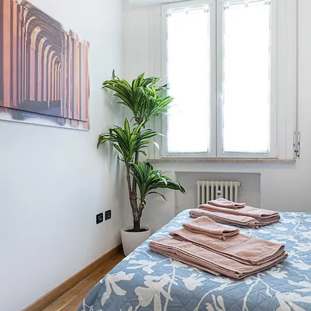 Sandrine 博洛尼亚